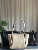 Tote Pyramid - Black - Image 9